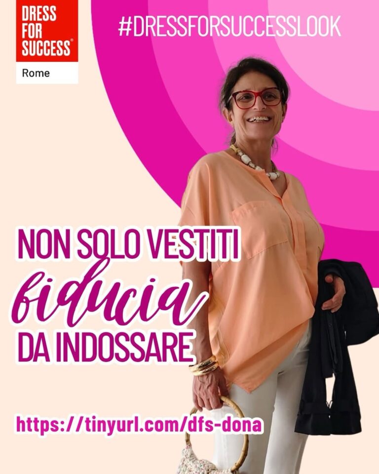 Donna sorridente con camicia pesca e borsa: Non solo vestiti, fiducia da indossare – Dress for Success Rome